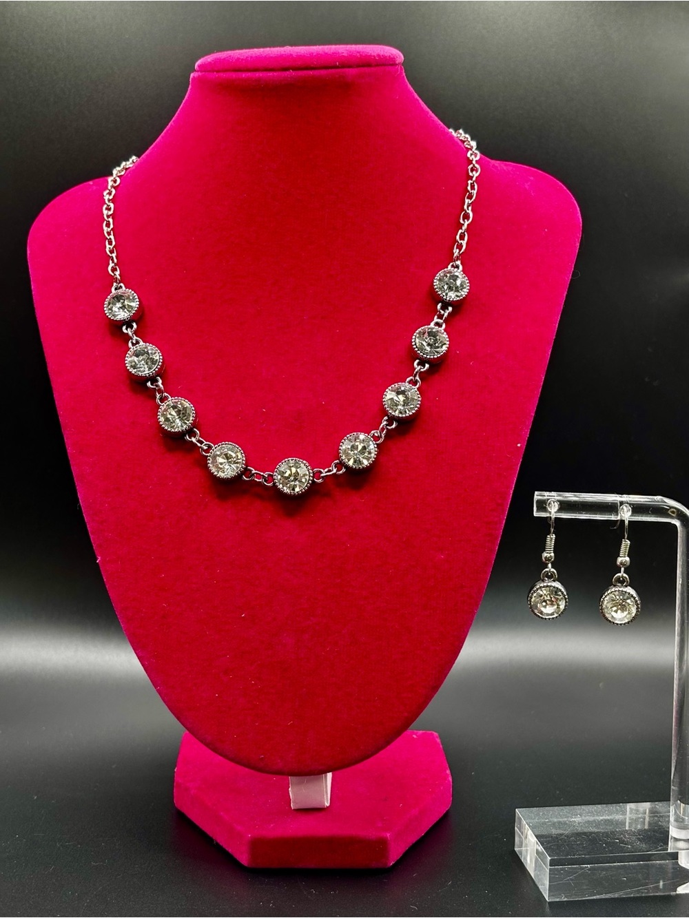 Nwot Crystal Necklace 20” and Drop Earrings - Silver-Tone